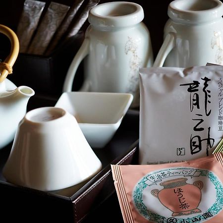Gracevilla Nijo-Jo Castle Villa Aneyakoji Kyoto Bagian luar foto