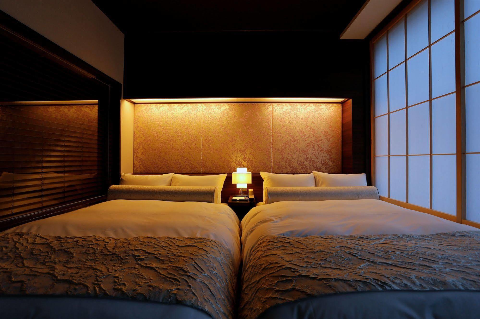 Gracevilla Nijo-Jo Castle Villa Aneyakoji Kyoto Bagian luar foto